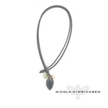 Lade das Bild in den Galerie-Viewer, NICOLA HINRICHSEN Kette Collect