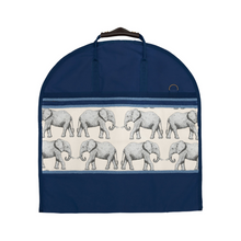 Lade das Bild in den Galerie-Viewer, CARLITOS Kleidersack Kenia