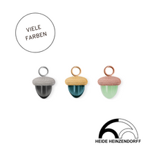 Lade das Bild in den Galerie-Viewer, H. HEINZENDORFF Anhänger Kleine Eichel perliert H1459