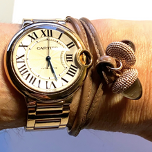 Lade das Bild in den Galerie-Viewer, H. HEINZENDORFF Lederarmband zwei mittlere Eicheln