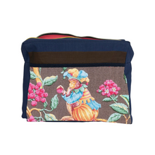 Lade das Bild in den Galerie-Viewer, CARLITOS Kulturtasche Monkeys