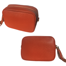 Lade das Bild in den Galerie-Viewer, BORSETTA Quastentasche