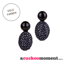 Lade das Bild in den Galerie-Viewer, A CUCKOO MOMENT Lizzy Onix