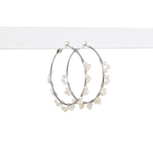 Lade das Bild in den Galerie-Viewer, Creole "Freshwater Pearls"